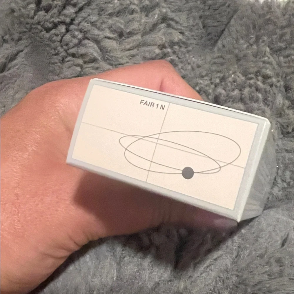 R.E.M. Beauty Sweetener Foundation - Fair 1 N